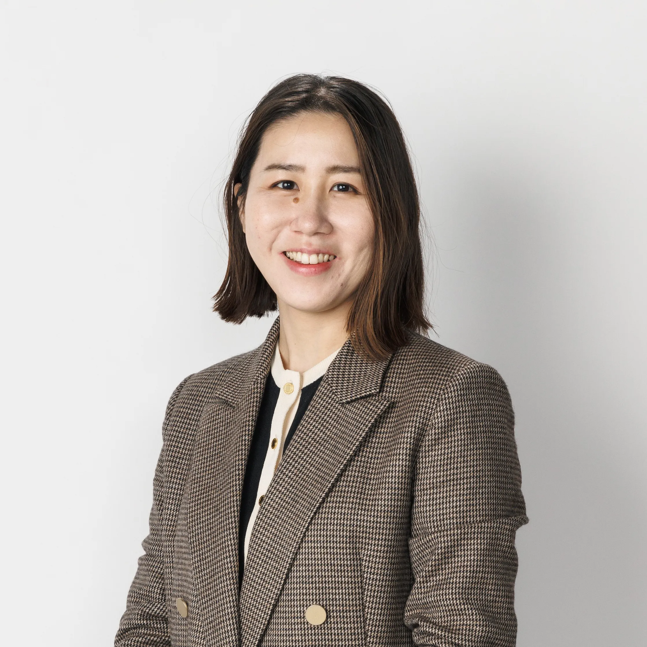 石田 茉莉子（いしだ　まりこ）